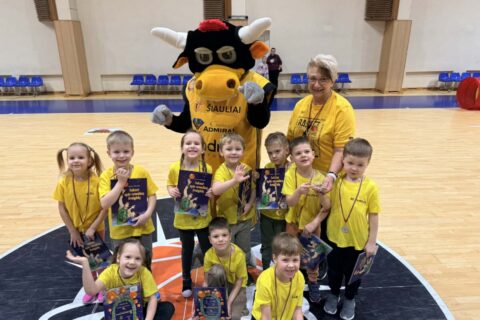 Projektas ,,Augu su krepšiniu”  